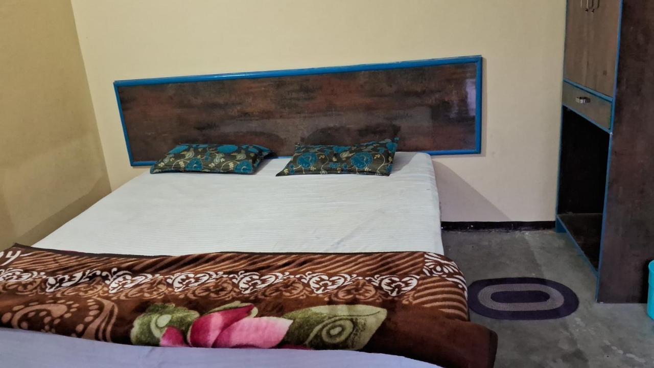 Blue Sky Homestay Khajuraho Luaran gambar